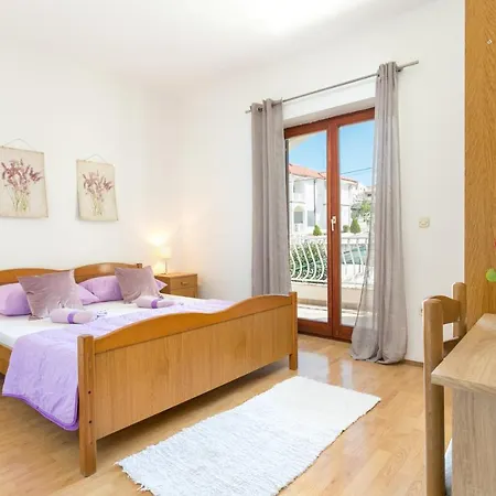 Okrug Gornji 9693a Trogir