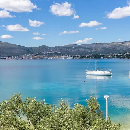 Okrug Gornji 9693a Apartamento Trogir